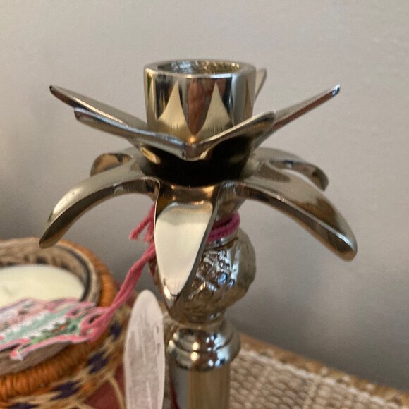 The World Traveler Collection Silver/Gold Taper Candle Holder New with Tag - Picture 4 of 7